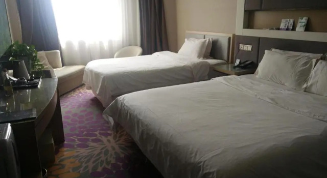 Номер Standard Lavande Hotel Xuzhou Golden Eagle Shopping Centre