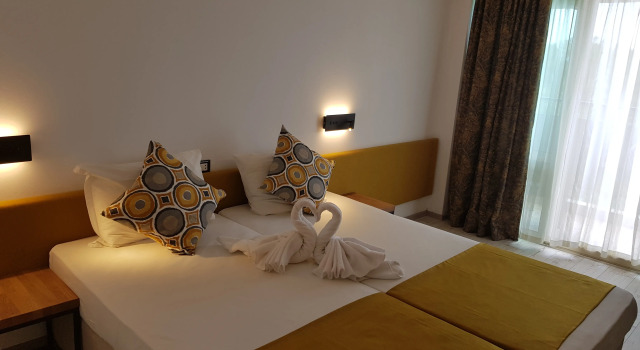 Tintyava Park Hotel, Забронировать Отель Отели Побережья Варны с завтраком, Завтраки