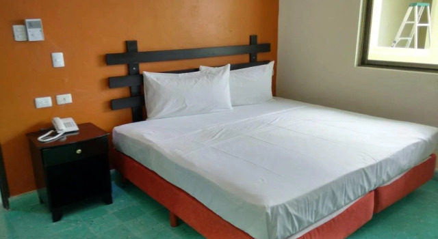Hotel Yaxactun, Reserva ahora Hotel Hoteles en Progreso con desayuno, Desayunos