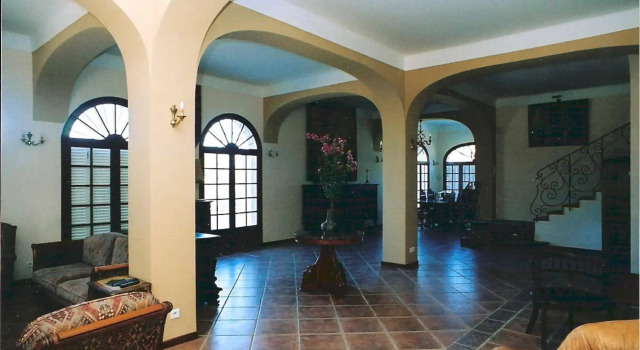 The Manor, Varaa Hotelli Calvi 