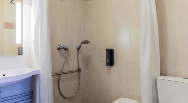 Двухместный номер Disabled Access B&B HOTEL Nancy Laxou Zenith