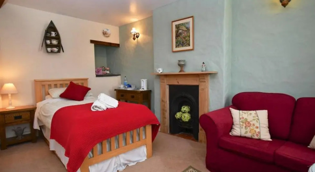 Glascoed Farmhouse, Varaa Hotelli Llangynin Carmarthenshire