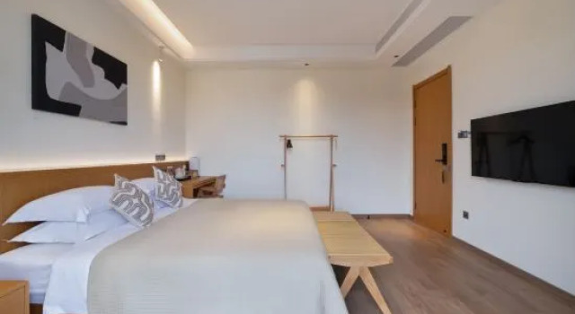 Кровать в общем номере (женский номер) Wuyi Mountain Xiyinshanshu Homestay