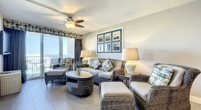 Oceania Beach Club 307