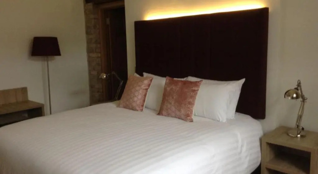Markree Courtyard, Book Hotel Hotels in Sligo County with Parking, Parking