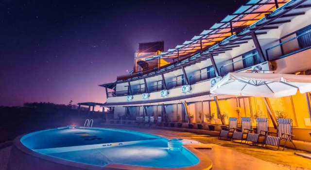 SUMA Adventure and Resort, Prenota Resort Hotel a Nashik con piscina, Piscina
