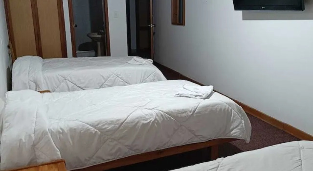 Четырёхместный номер Executive HOTEL SUAREL CENTER