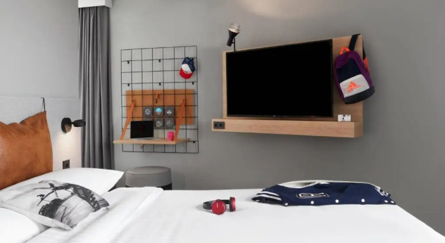 Двухместный семейный номер Moxy Sleeper Moxy Cologne Bonn Airport