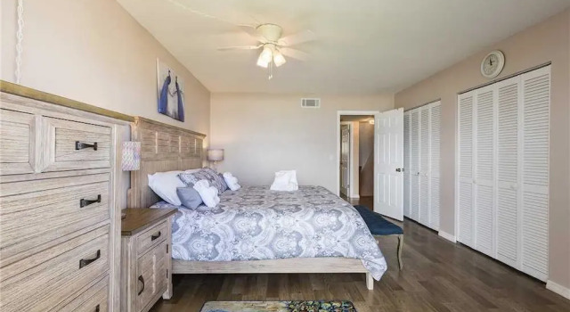 Starboard Light 1 - Two Bedroom Condo, Book Hotel Hoteller i Ormond-by-the-Sea med parkering, Parkering