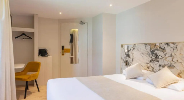 Двухместный номер Standard The Originals Boutique, Hôtel Porte de Dieppe