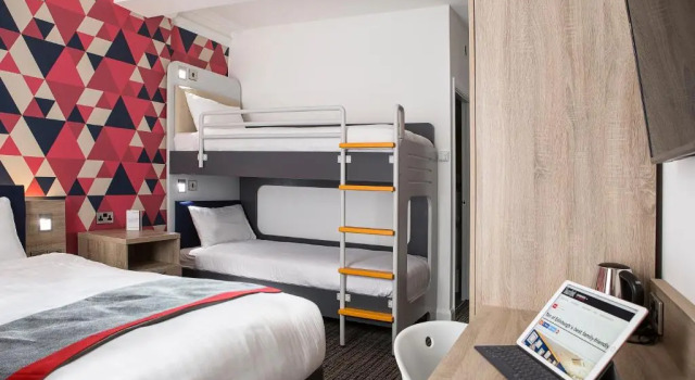 Номер Семейный Four Points Flex by Sheraton Edinburgh