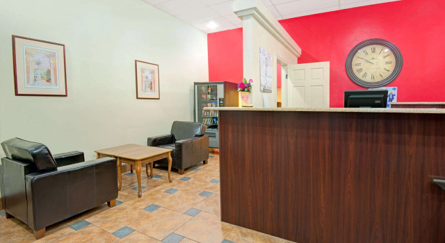 Super 8 by Wyndham Las Cruces University Area