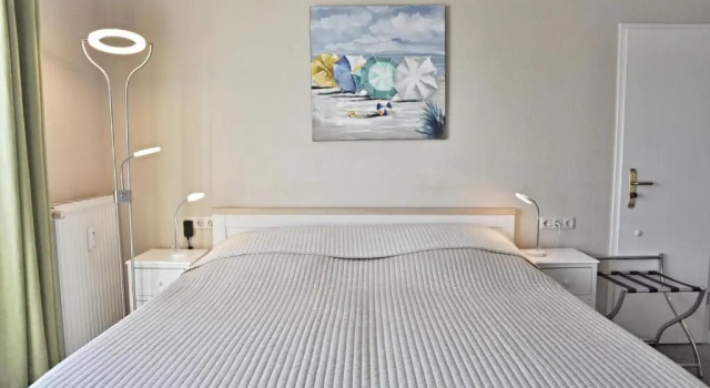 Strandhotel 21, Забронировать Апартаменты/квартира Лабё Bay of Kiel