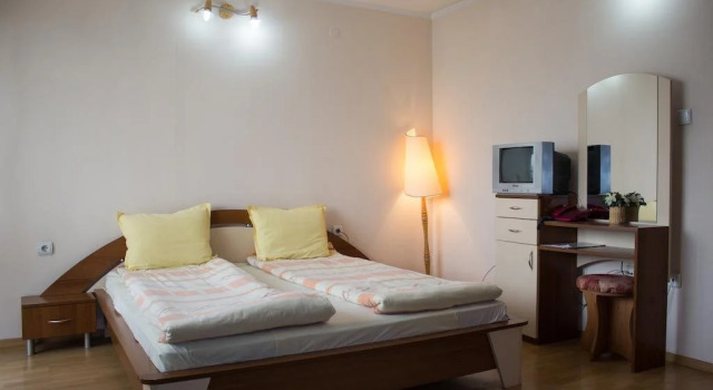 Vikoni Family Hotel