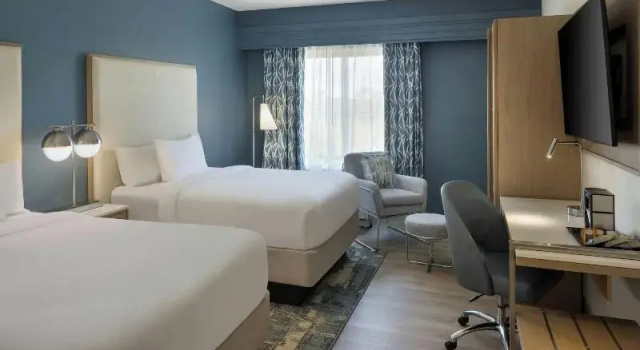 Четырёхместный номер Standard Courtyard by Marriott Sandestin at Grand Boulevard