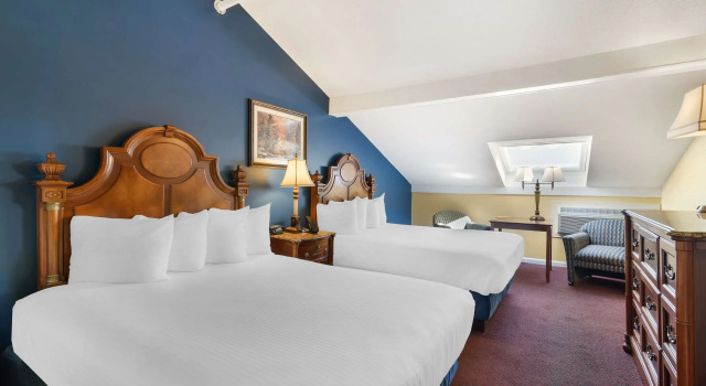 Четырёхместный номер Standard Best Western White House Inn
