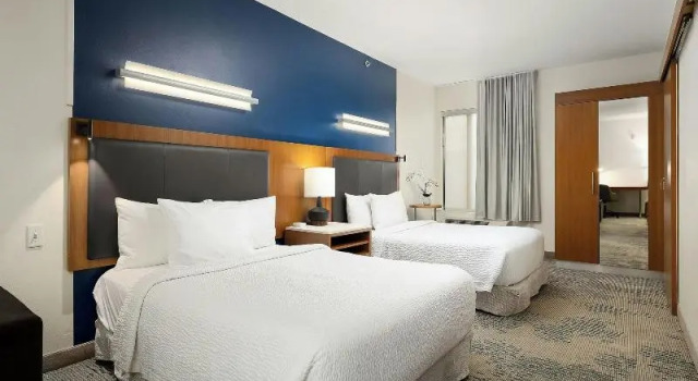 Четырёхместный люкс SpringHill Suites by Marriott McAllen Convention Center