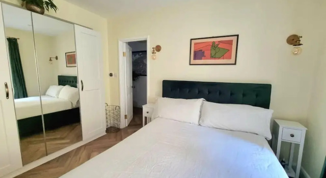 Spacious & Renovated 1-bed Garden Flat in London, Забронировать Апартаменты/квартира Апартаменты Лондона, рядом с Выставочный центр Olympia, Апартаменты/квартира