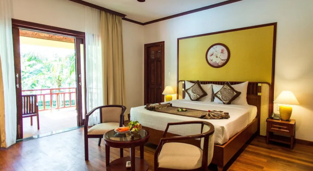 Двухместный номер Deluxe с балконом Sunny Beach Resort & Spa Mui Ne