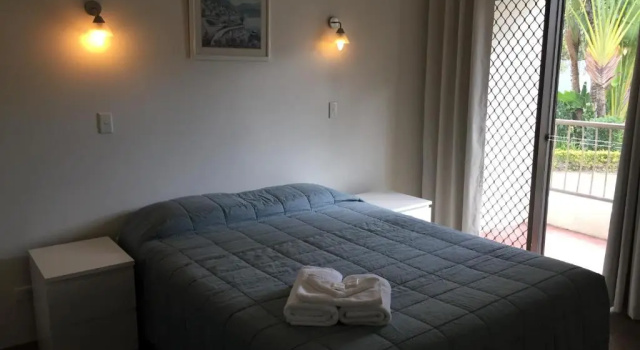 Broadwater Shores Waterfront Apartments, Prenota Appartamento Hotel a Queensland con parcheggio, Parcheggio