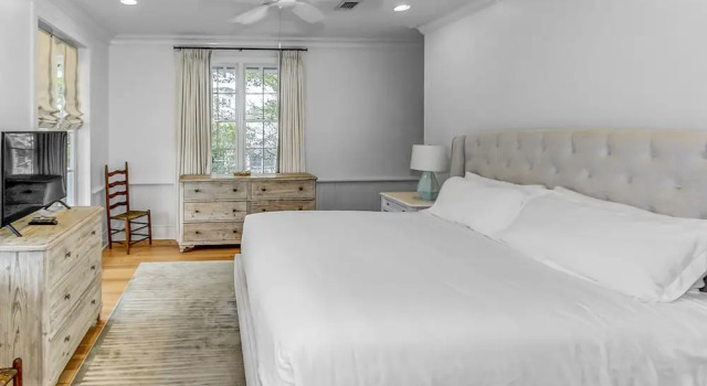 Beautifully Remodeled "taste & Sea" 3br/3.5ba Steps From Beach/pools optional Carriage 3 Bedroom Cottage by RedAwning