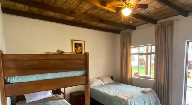 Klasický Třílůžkový pokoj Hospedaje El Cascabel