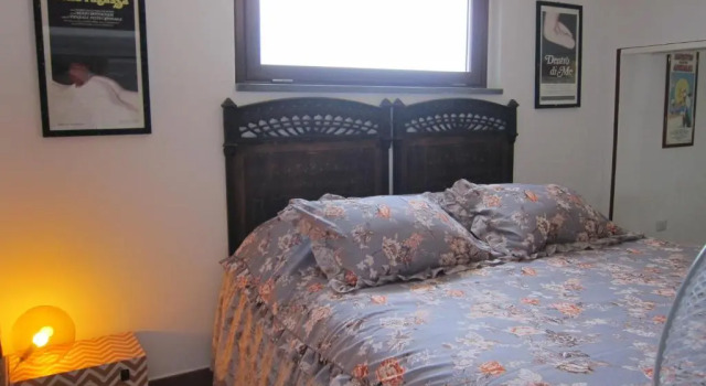 Коттедж с 2 комнатами Moni Rooms