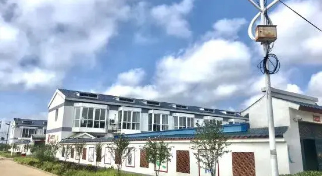 NO.51 fishing house, Book Hotel Tangshan Hebei