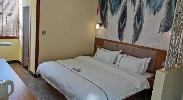 Hui Tong Garden Hotel, Rezerwuj Hotel Hotele w Kunming z parkingiem, Parking