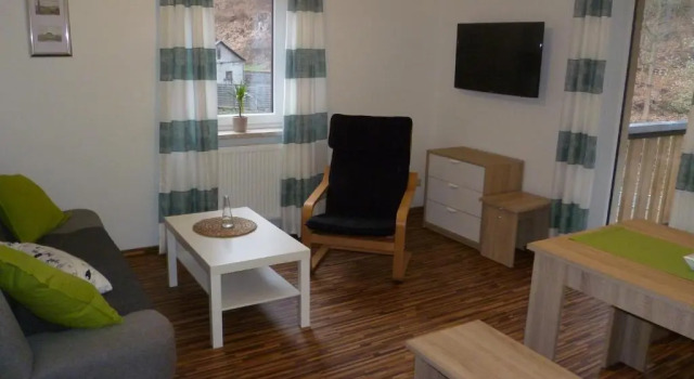 Апартаменты Ferienhaus zum Kirnitzschtal