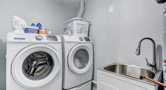 Upscale Home 2 Blocks From Harbor W/2-car Garage, Book Hotel Baltimore Maryland