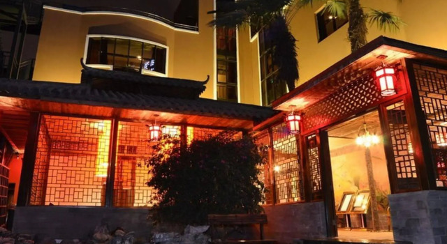 Floral Hotel Green Lakeshore, Boek Hotel Hotels in Yunnan met parkeren, Parkeren