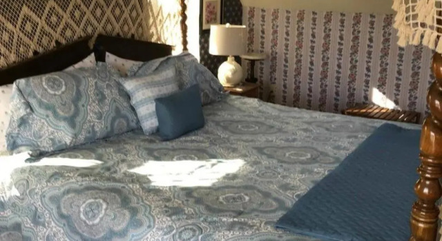 Gardenview Bed and Breakfast, Забронировать Отель «постель и завтрак» Отели Ньюпорт 3 звезды, рядом с Дом Айзека Белла, 3*