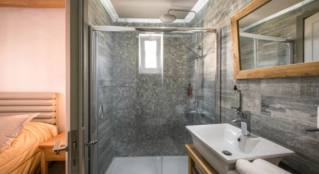 Полулюкс Цокольный этаж Omiros Boutique Hotel