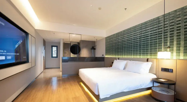 Liangzhi Huipin Hotel, Book Hotel Haikou Hainan
