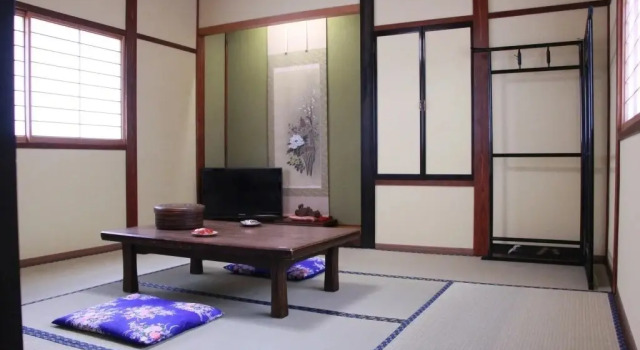 Kashiya Ryokan, Prenota Hotel Nanto 