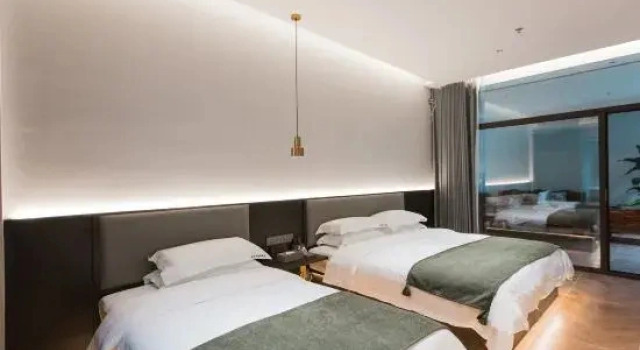 Rodzinny suite 2 sypialnie Yujia hotel