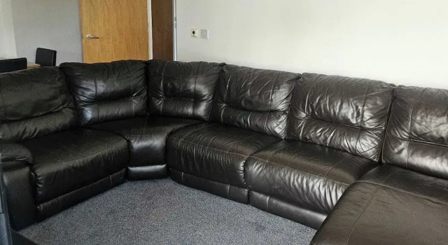 2 Bed Appt - City Centre - Private Balcony