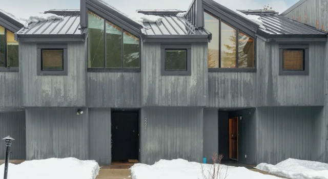 Ridgeline Retreat at Sundance, Buchen Sie Ferienhaus Whistler British Columbia