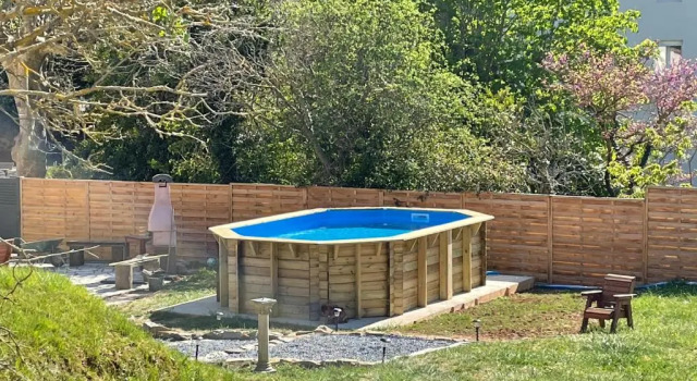 Newly renovated house with pool, Book Hotel Hoteller i Corbières med parkering, Parkering