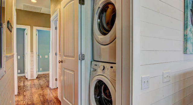 Feelin' Nauti - Four Bedroom Townhome