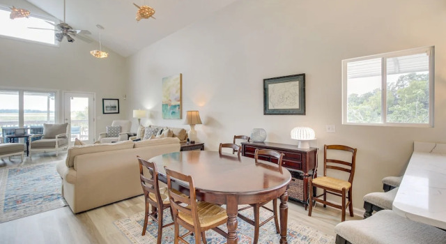 Riverfront Savannah Retreat w/ Private Dock!, Rezervați Hotel Savannah Georgia