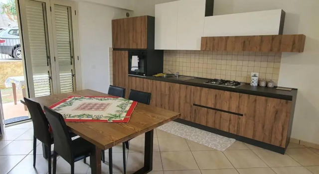 Коттедж Appartamento Vacanza Mare Gioiosa Marea Zappardino