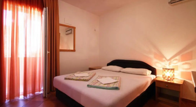 Студия с балконом Apartments Fjondra