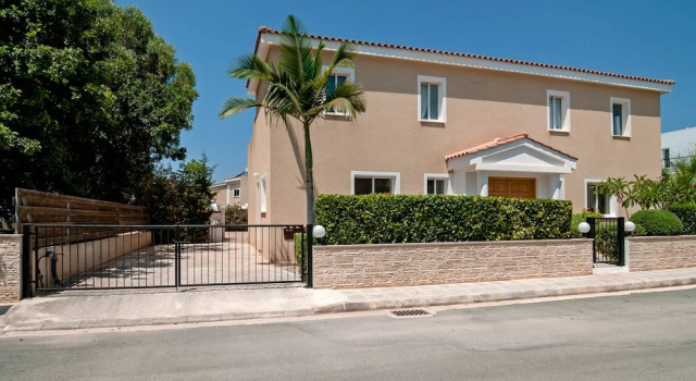 Villa Vivaldi, Buchen Sie Villa Peyia Paphos, in der Nähe von Turtle Beach