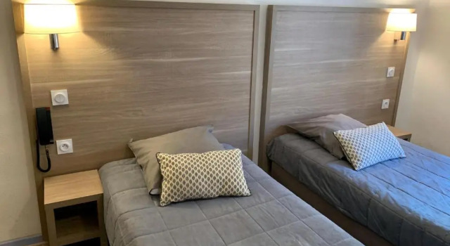 Hôtel Du Cheval Blanc Barcelonnette, Забронировать Отель Барселоннет Ubaye Valley, рядом с Музей долины