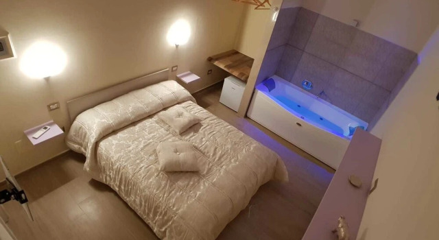 BB Manfredonia Jacuzzi, Rezerwuj Hotel Manfredonia Gargano