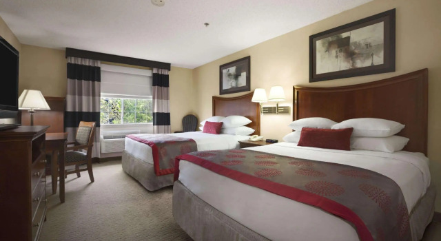 Четырёхместный номер Standard Ramada by Wyndham Del Rio