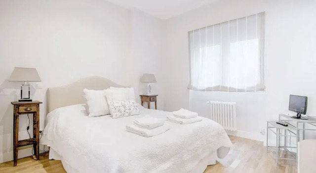 Апартаменты Bright 2 Bd Apart in Front of Retiro Park. Retiro II