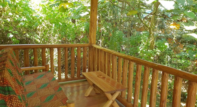 Коттедж Buhoma Gorilla Camp